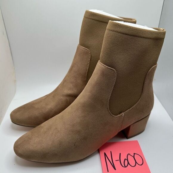 CUSHIONAIRE Women's Romi block heel stretch boot with Memory Foam Padding 8.5 TA - Picture 3 of 7